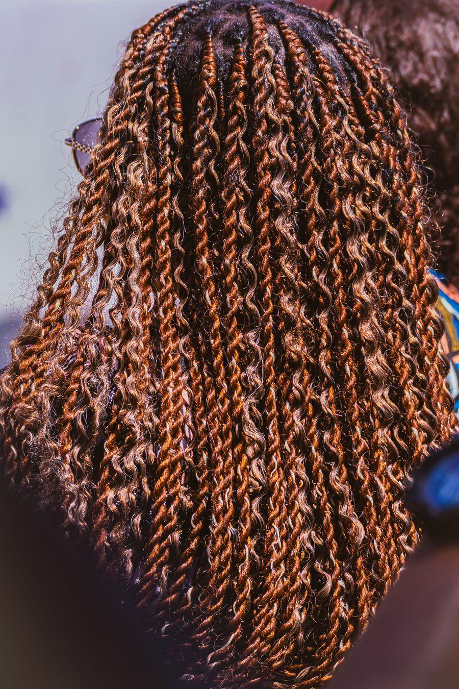 Signature Water Wave Ponytail — 20" — view 1