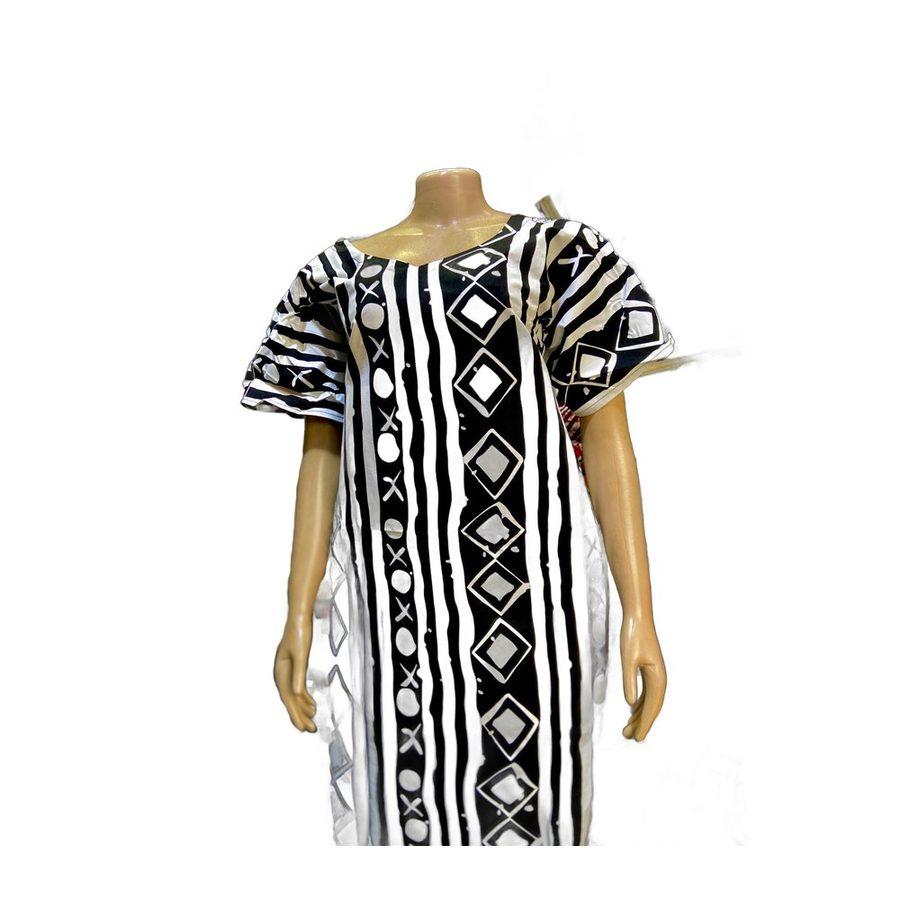 Geometric Kaftan — Monochrome