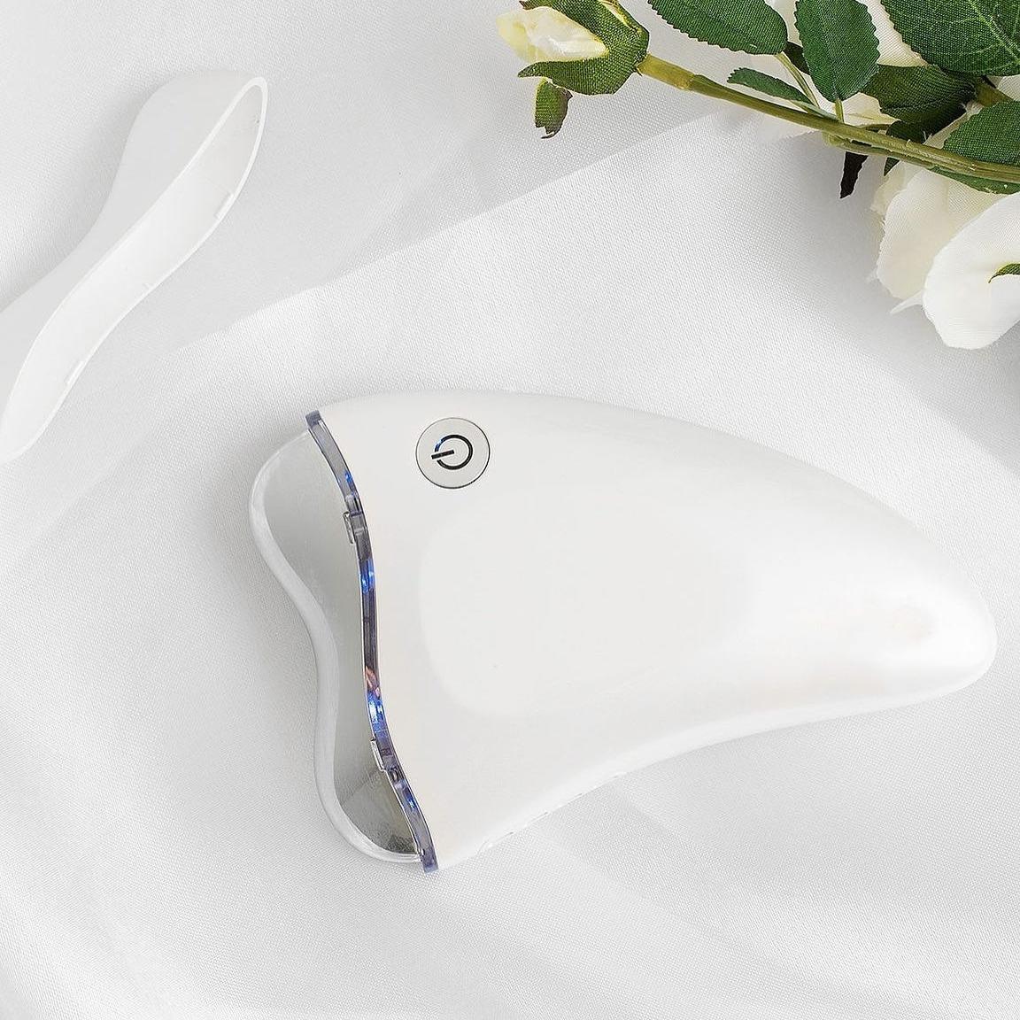 Gua Sha Hot-Cold Facial Slimming And Skincare Device